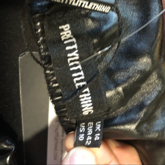 ☀️☀️☀️ 4/$20 NWT! Pretty Little Things Bekka asymmetrical vegan leather skirt! - Picture 8 of 8